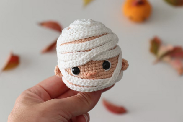 Halloween Pack Witch,Mummy and Frankenstein Amigurimi Pattern