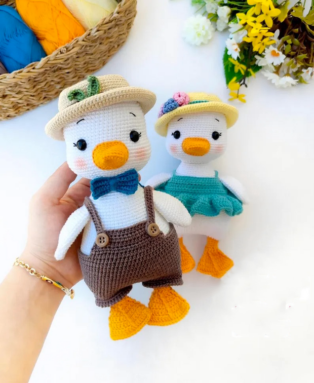 DUCK CROCHET PATTERN, Stuffed Animal