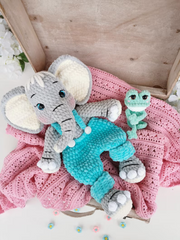 Snuggler elephant crochet pattern