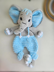 Snuggler elephant crochet pattern