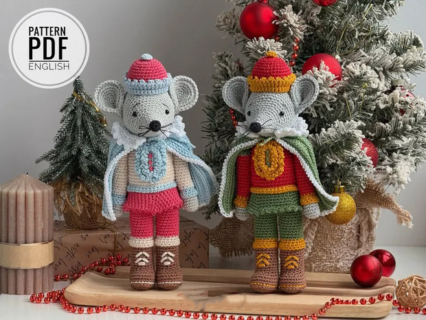 Crochet Christmas Mouse King