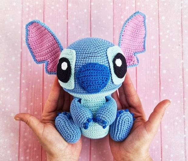 Blue Alien Monster Pattern