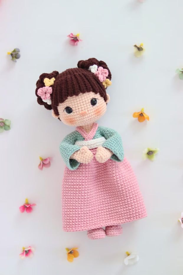 crochet pattern Yumi doll
