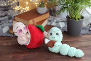 Book worm crochet pattern. Apple worm
