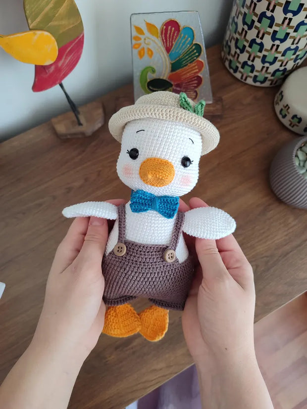 DUCK CROCHET PATTERN, Stuffed Animal